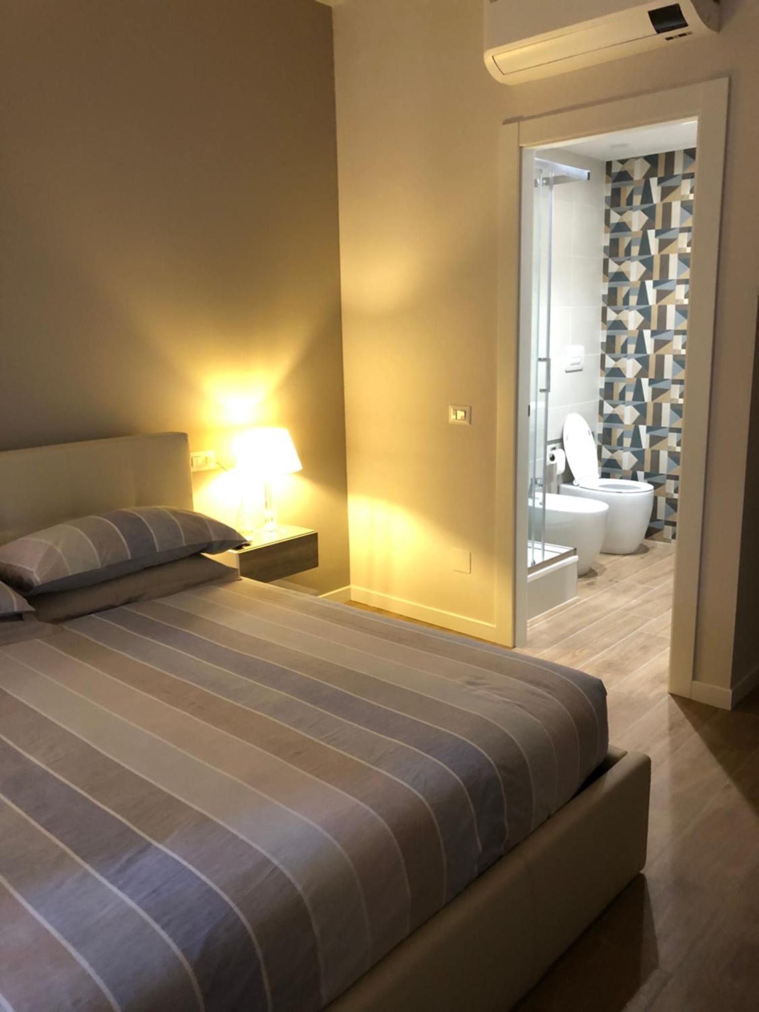 Pinciano 1Stfloor Luxury Room1 Рим Екстер'єр фото